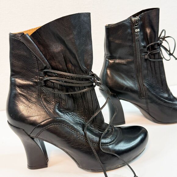 Earthies | Eleganza | Black Silky Leather Witchy Goth Booties | Sz 7.5B - Picture 7 of 8
